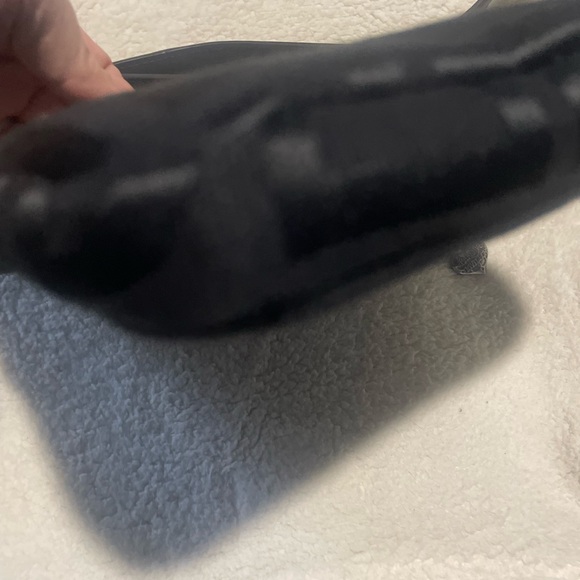 Harley-Davidson Crossbody with Bag Charm - Picture 4 of 13